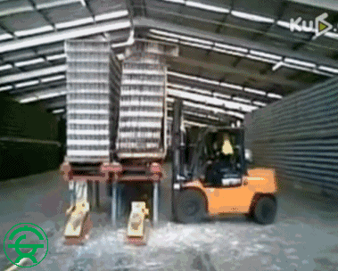 叉運不當致貨物損毀.jpg