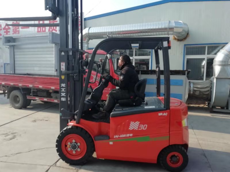 無(wú)錫電動(dòng)叉車